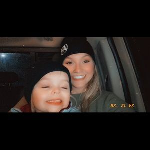 Meet your Posher, Tia